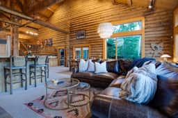 Wild Blue Lodge - Image 5