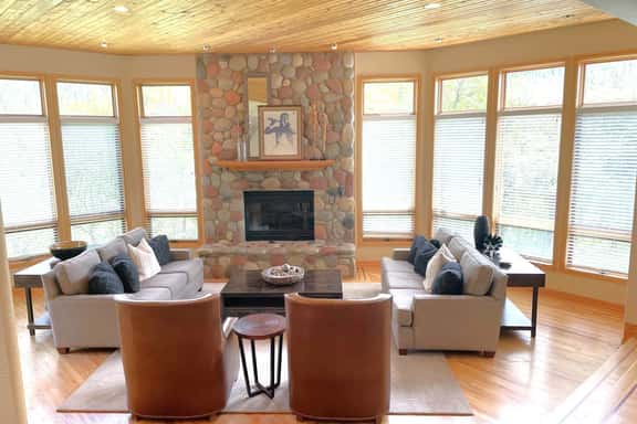 Edelweiss Chalet - Image 1