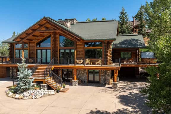 Wild Blue Lodge - Image 1